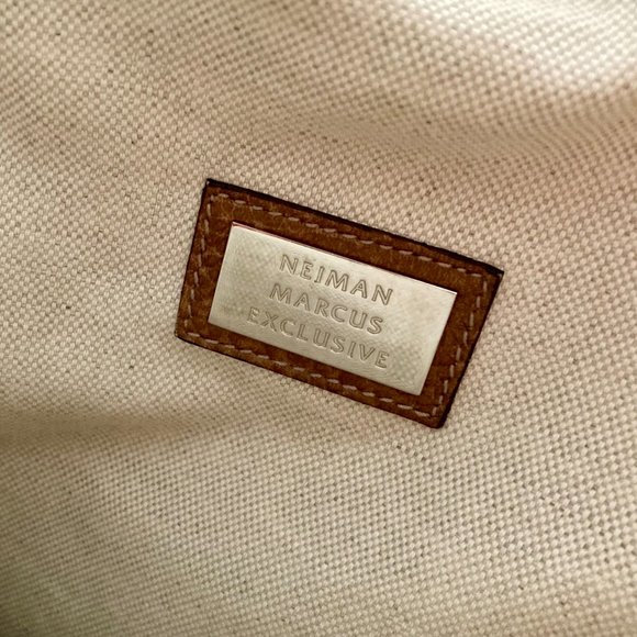 GUCCI HANDBAG, LARGE - Picture 6 of 6